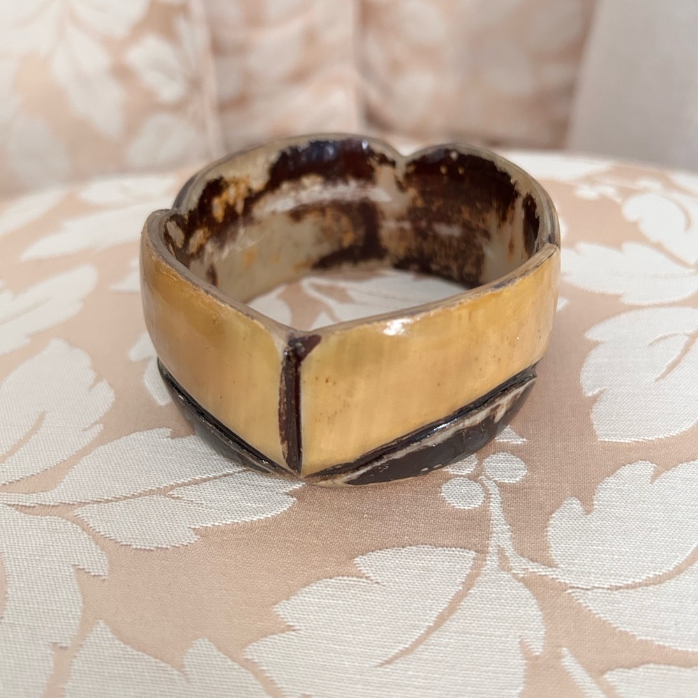 Vintage 1980’s Brown and Tan Bangle Horn Bracelet - ORGANIC